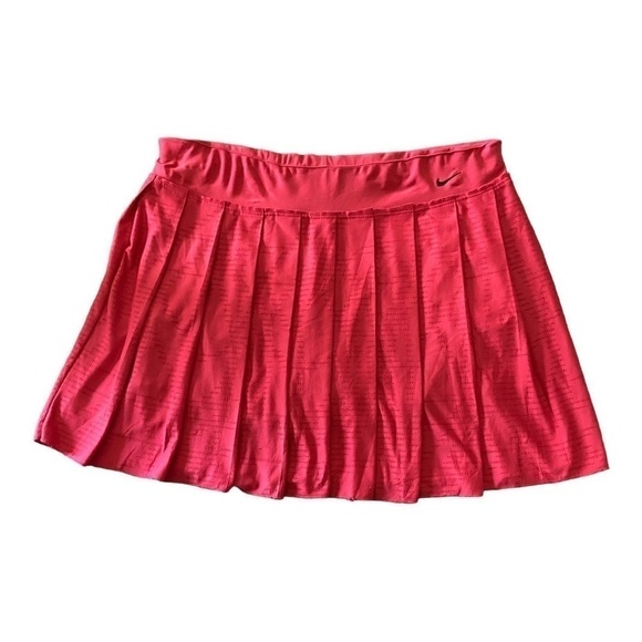 NIKE-PINK PLEATED SKIRT-SIZE SMALL - Picture 1 of 9